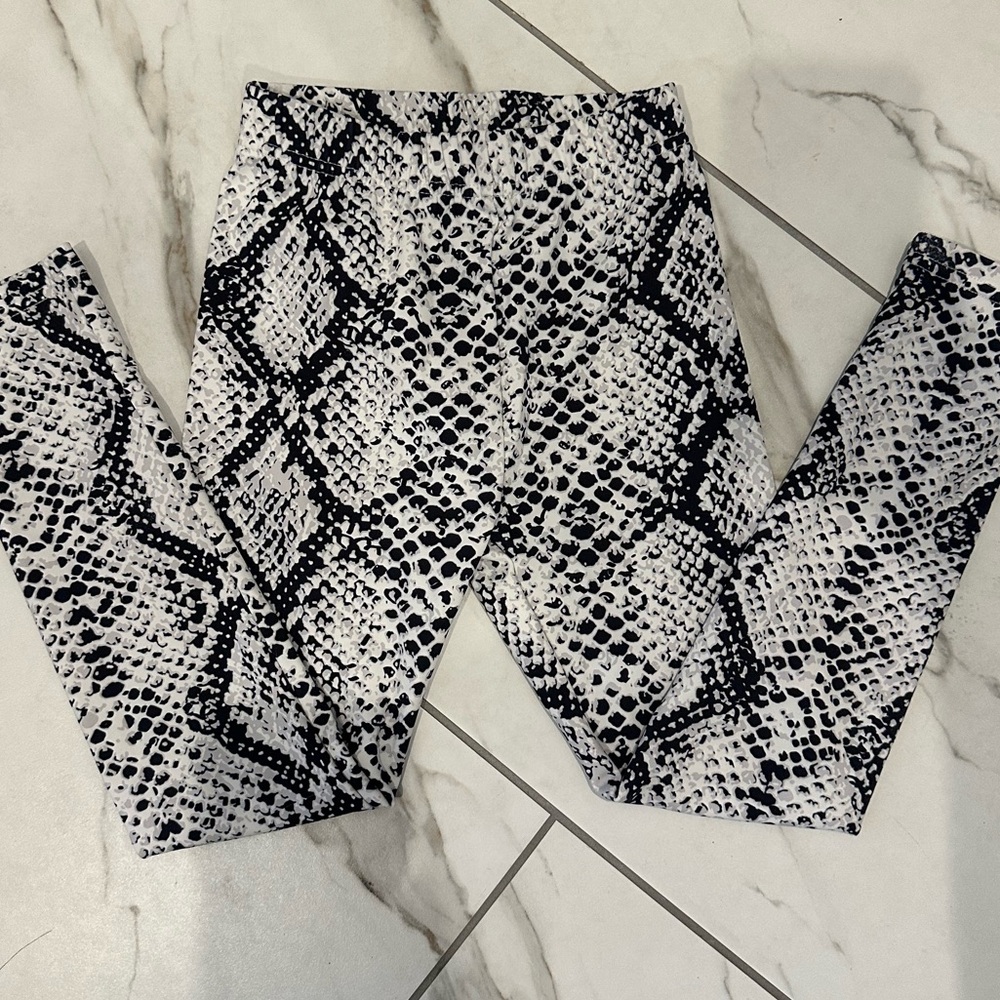 Girls Stretchy Snakeskin Print Leggings